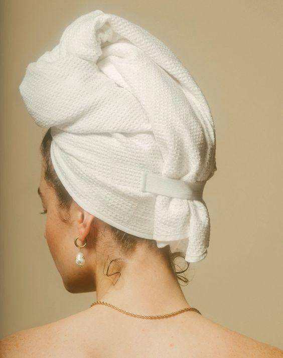 季泉伊树苦参去屑控油养发洗头水,自己配制黑发养发洗头水配方