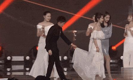 杨紫生日哪些人送了祝福张一山,张一山谈杨紫生日