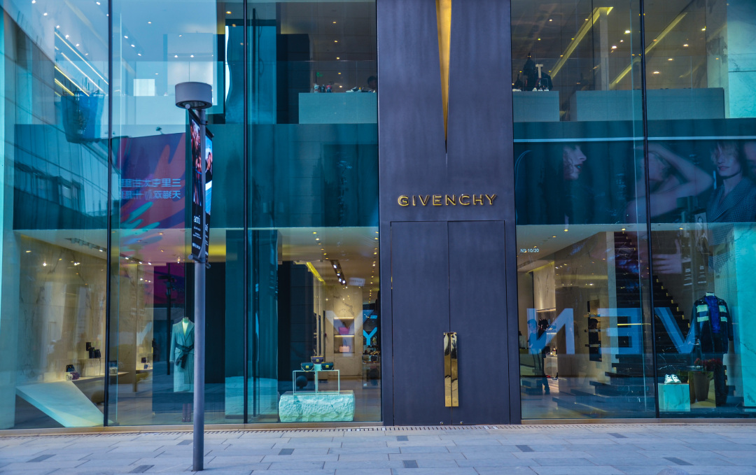 北京三里屯时尚品牌大盘点之轻奢篇~终于可以心里有底去逛街啦！