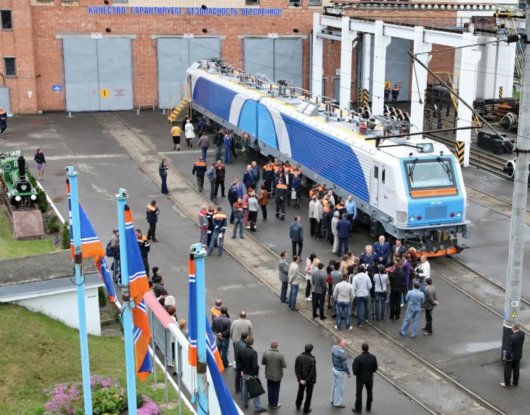 中国与白俄,13年中国中车