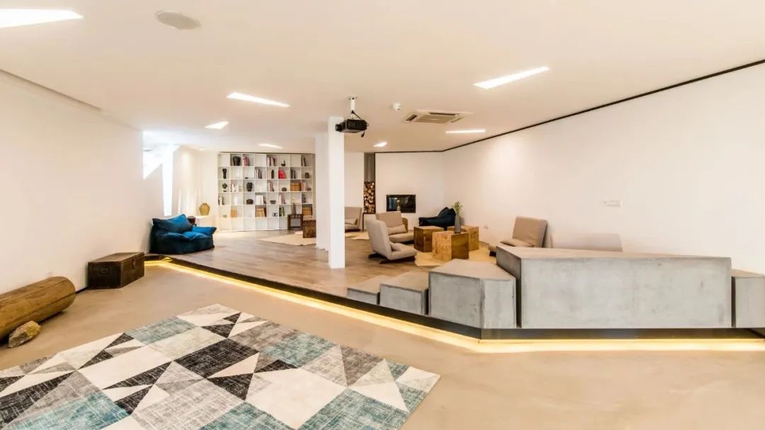 从阿里离职的原因,90后辞职创业开民宿