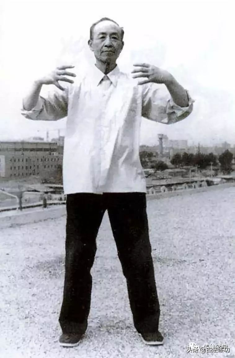 为什么要站桩怎样站桩最好呢,空腹站桩好还是吃了饭站桩好