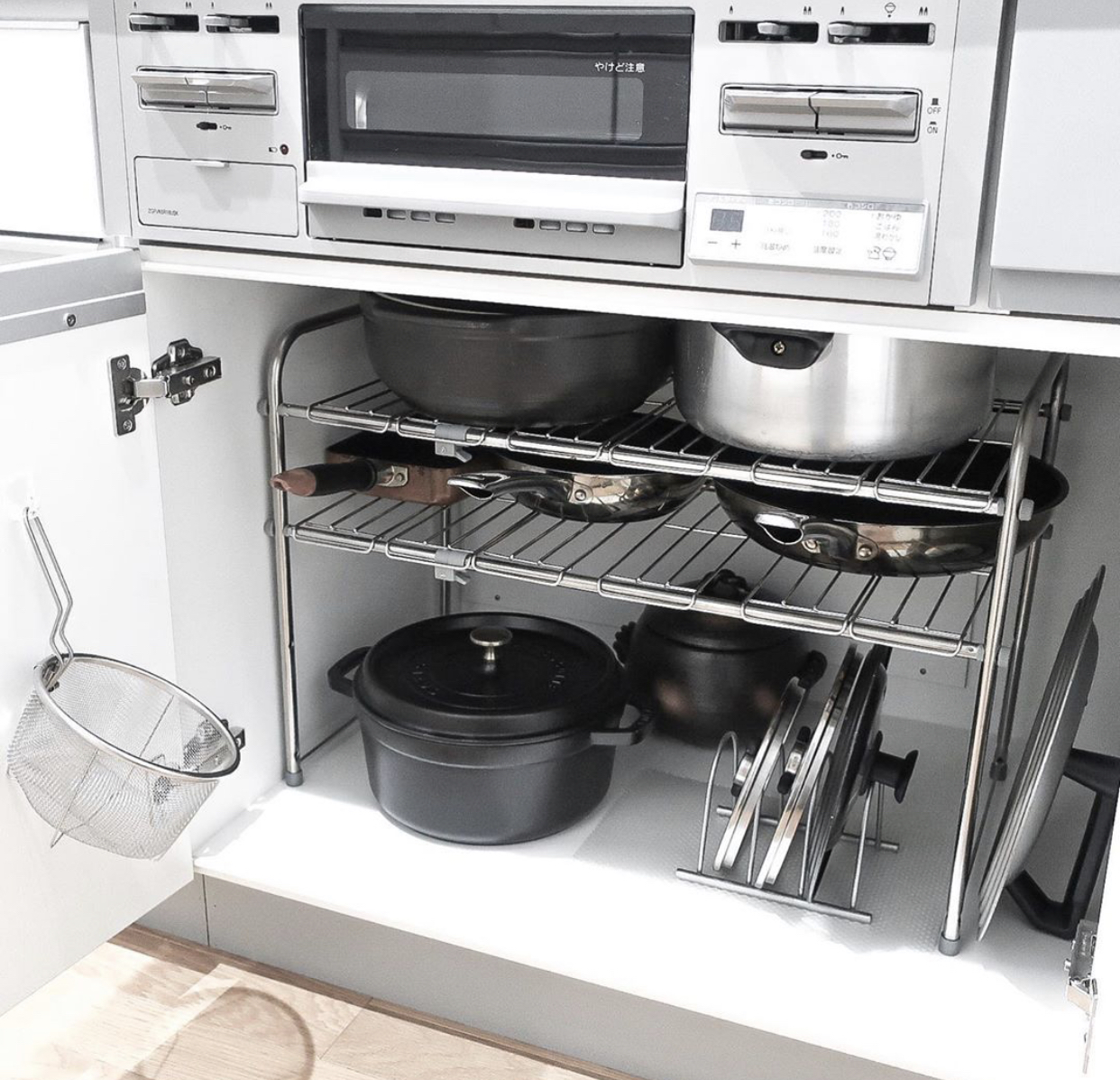 厨房锅具收纳墙上,锅具收纳小妙招废物利用