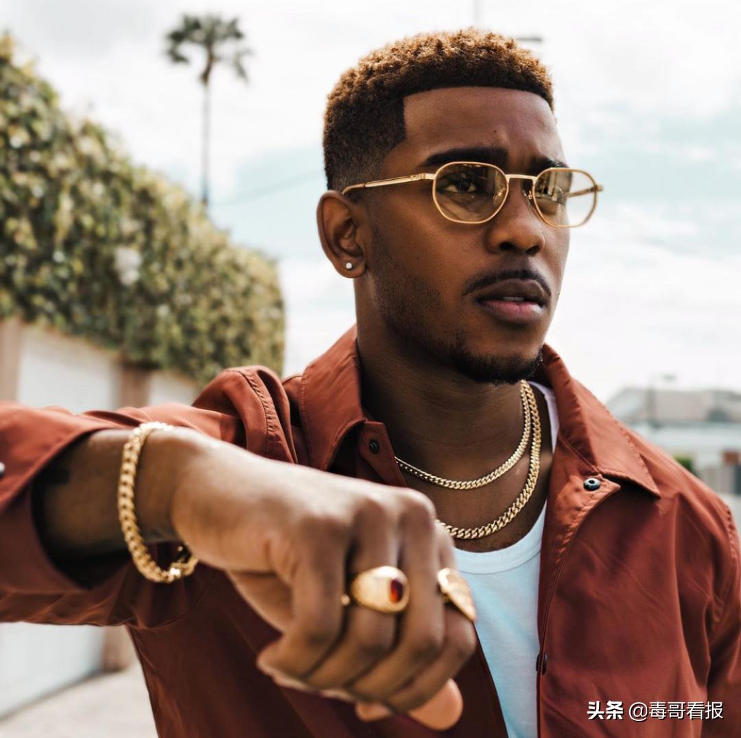 搞定这3类首饰，让你的穿搭脱颖而出