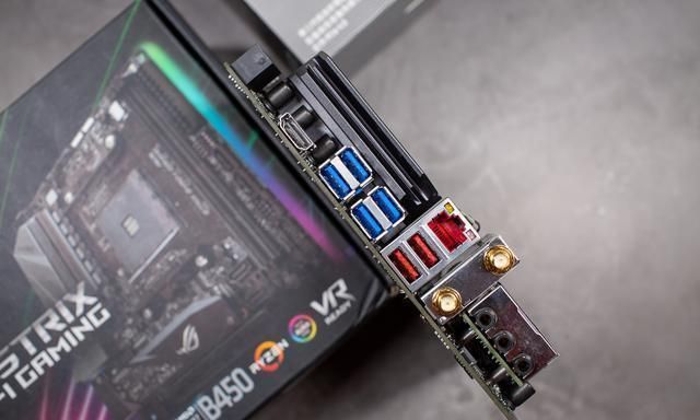 AMDYES！3500X+5600XT的ITX小钢炮你们满意吗？