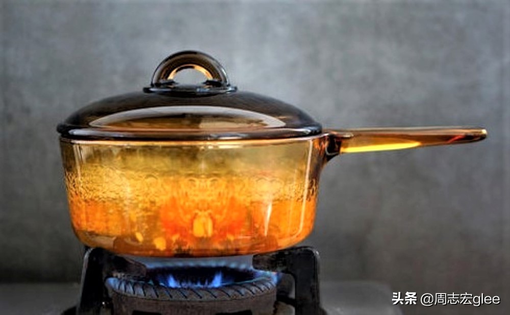 同为二氧化硅，为何玻璃与水晶有天壤之别？