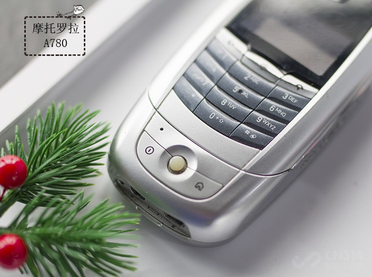 摩托罗拉razr1代2代区别,摩托罗拉razr5g