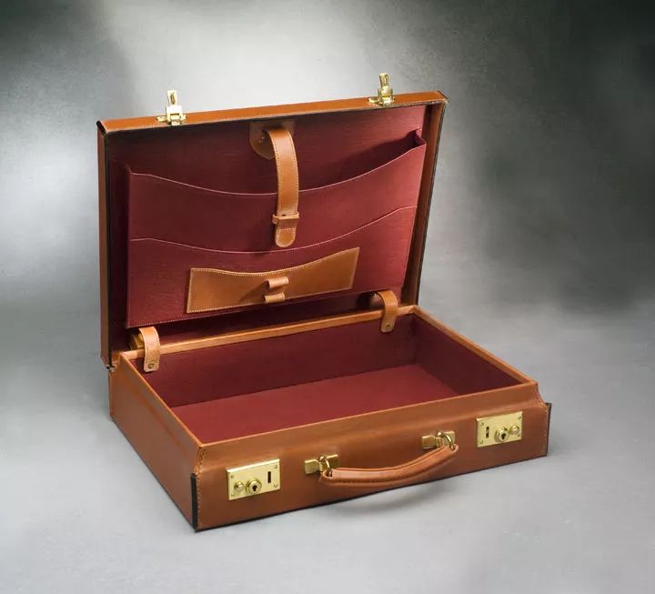 从律政精英到民国时尚风骨，你要的公文包都在这里