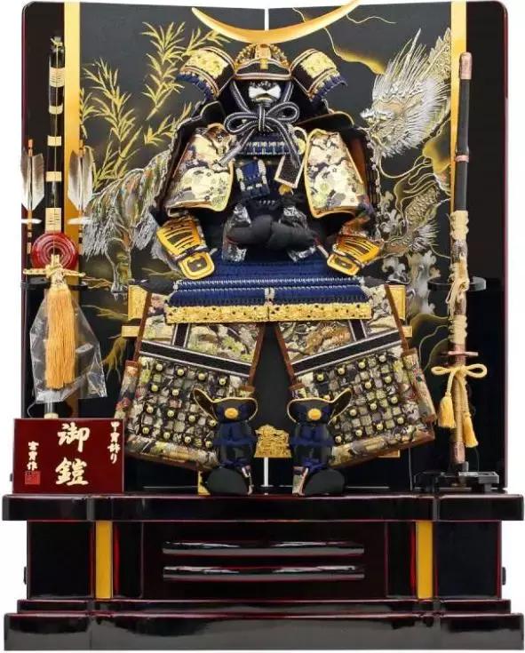 日本武士穿木屐打仗,日本武士盔甲是用竹子做的吗