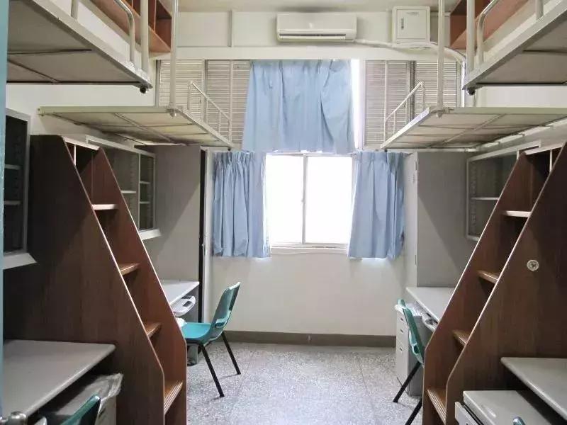 最好学校宿舍vs最差学校宿舍,中国大学十大最差宿舍