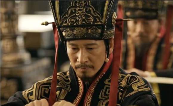 中国国家博物馆蹴鞠纹铜镜,宋代蹴鞠铜镜反映了什么历史