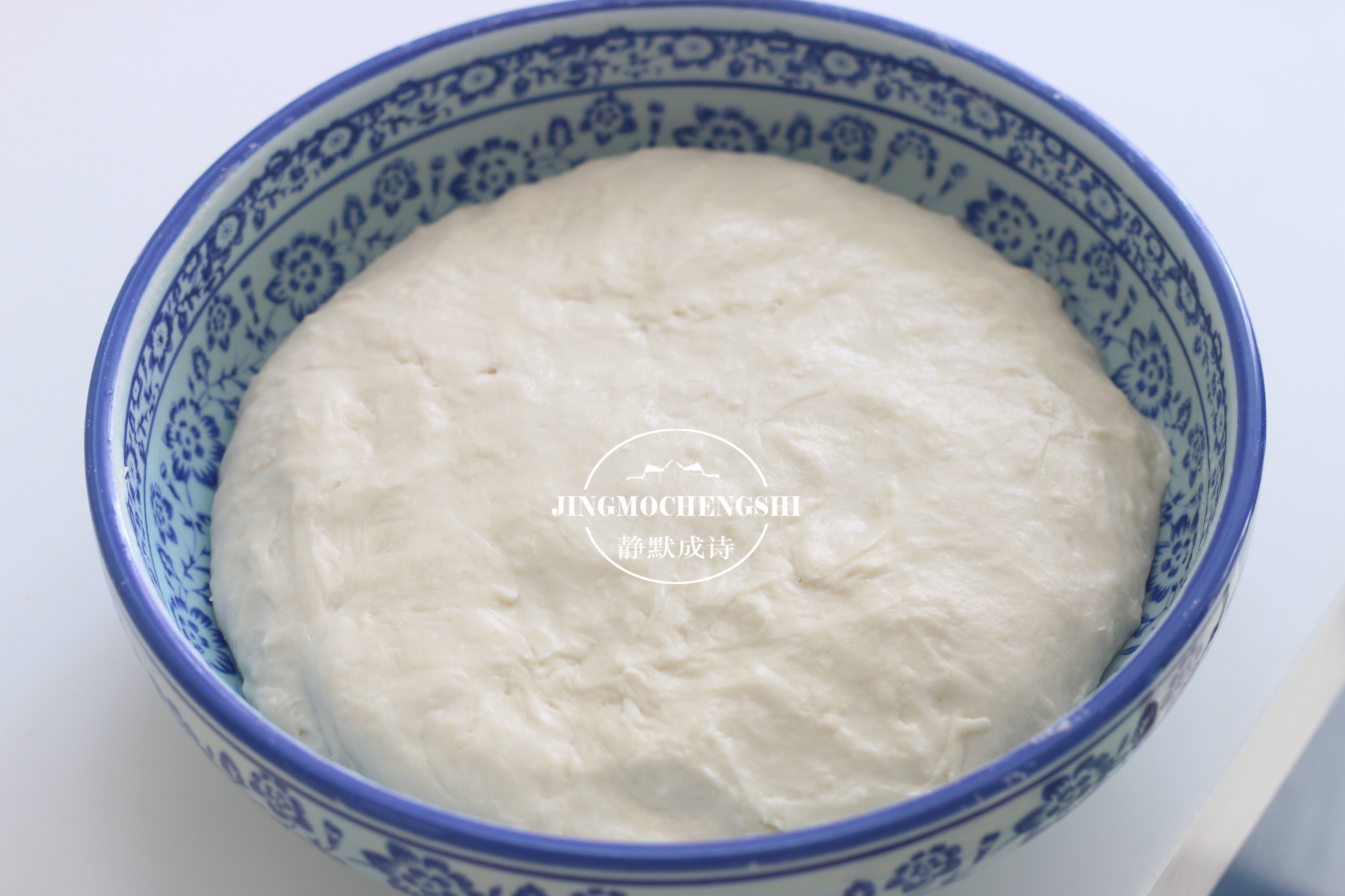 这才是烙饼的正确做法，外酥里嫩层次分明，每个步骤都详细告诉你