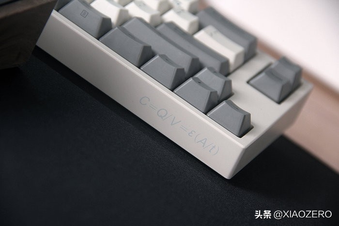 没有什么桌面几点零,折腾不止的电脑桌面好物分享