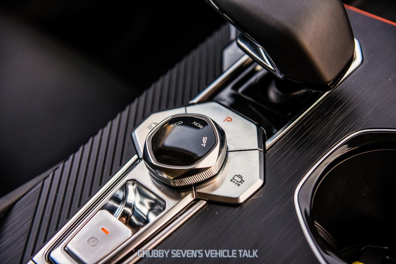 2024款长安uni-k试驾最新视频,试驾长安新uni-k实测最高时速