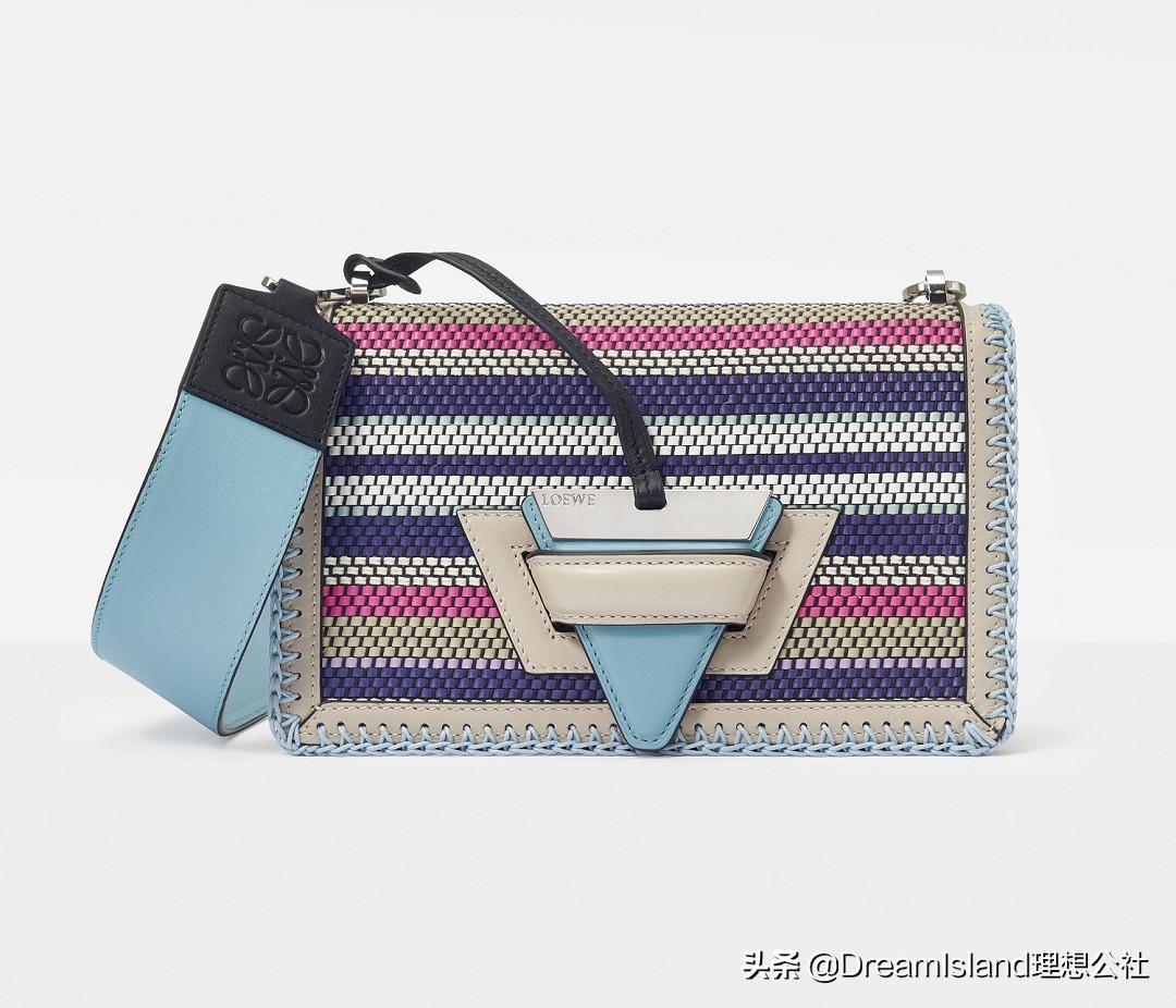 loewe半月形手袋手提包,loewe走秀款包包