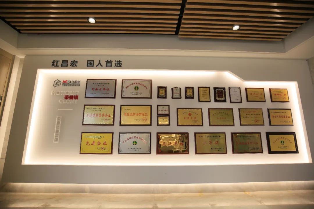 一个搞装修的80后一年能挣多少钱,建筑和装修工资差距