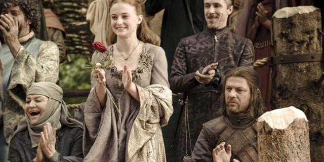 单集成本一亿仍稳赚不赔的史诗大剧，《权力的游戏》幕后的金钱事