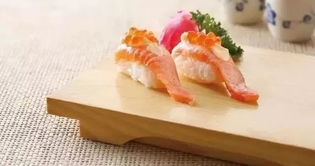 美食新天地6周年|满500送200，感恩有你，甜蜜相赠