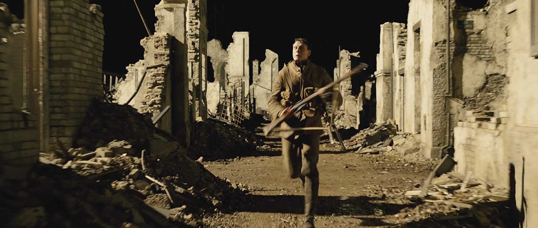 电影1917细节深度解析,电影1917讲的什么故事