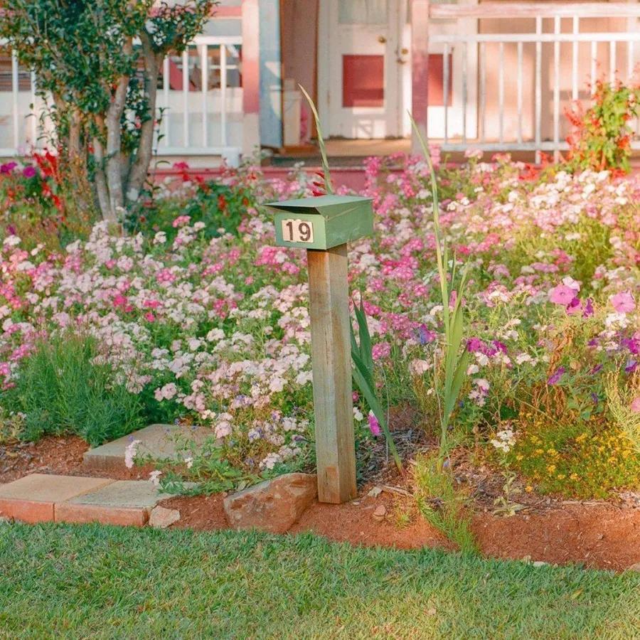 女的穿什么运动鞋好看,日常穿运动鞋推荐女