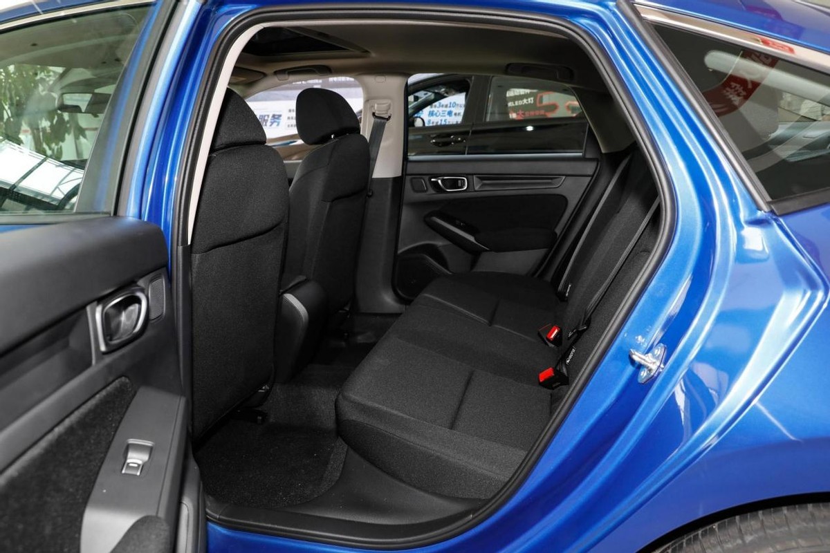 漂亮又好开的合资家轿，1.5T爆182马力，一公里才3毛多，本田思域