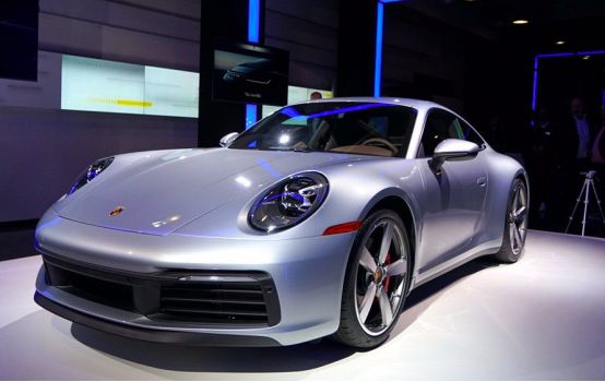 保时捷911高速回头率,保时捷911街拍回头率