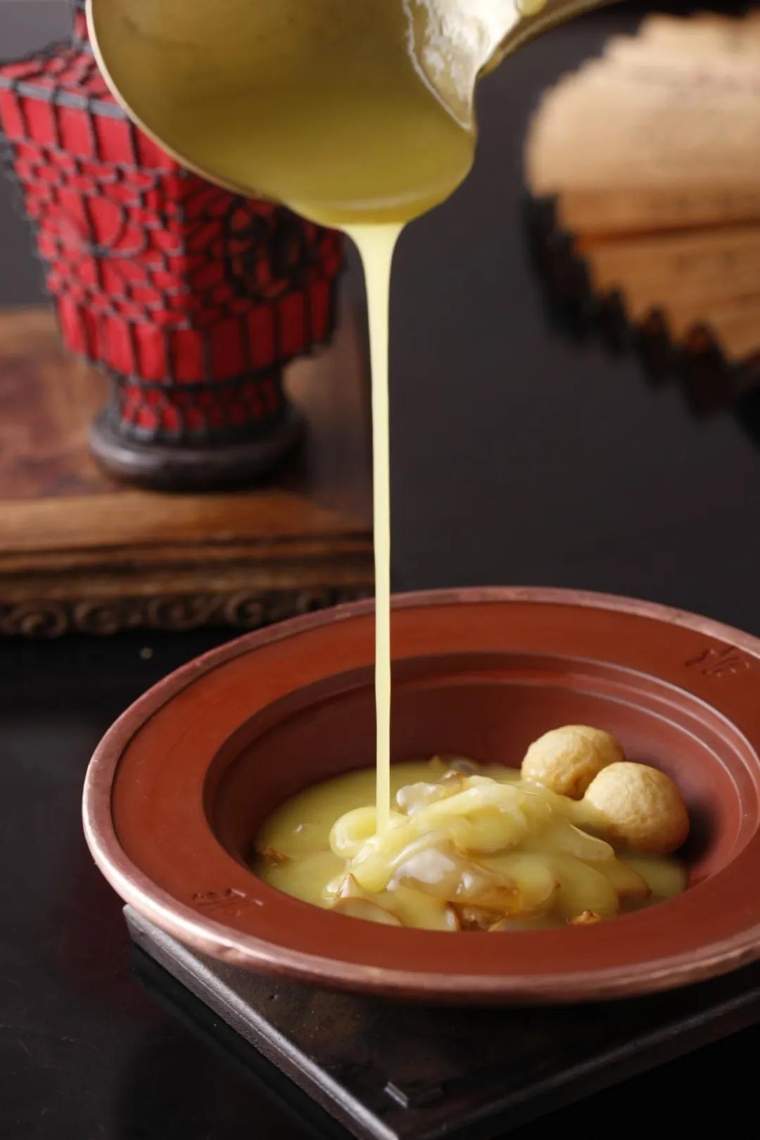 屁屁猩拍了拍你，并递出一张50团100代金券