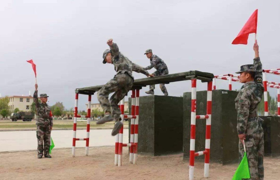 400米障碍为什么最难跑,400米障碍新手技巧与训练