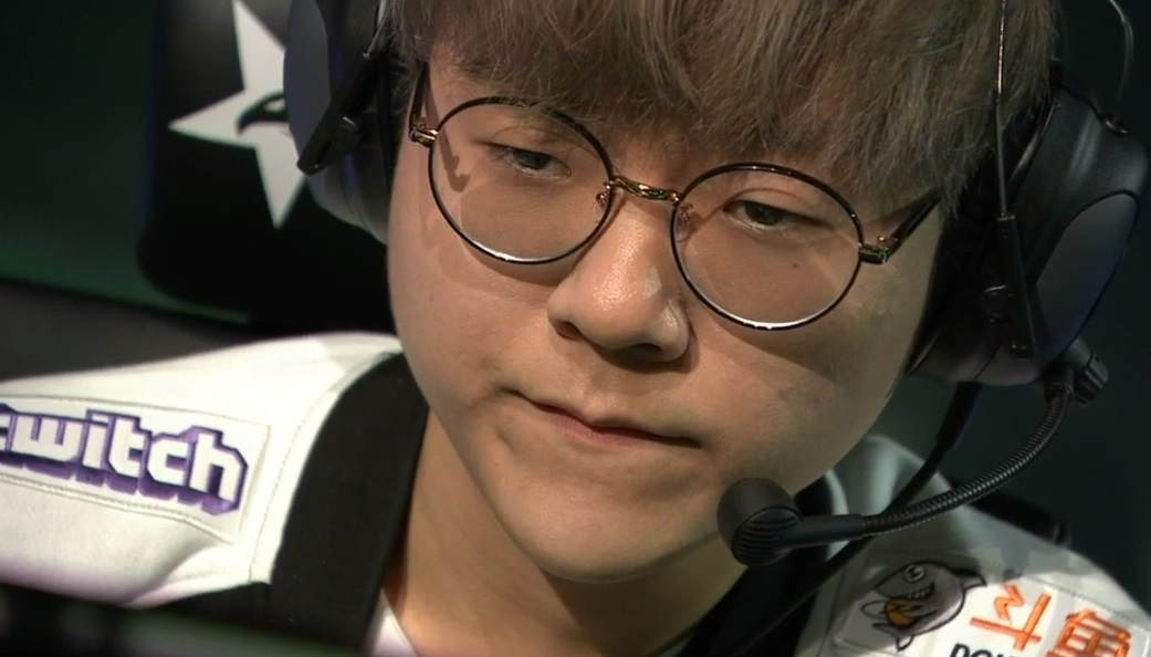 季中杯fpxt1,2020季中杯fpxvst1