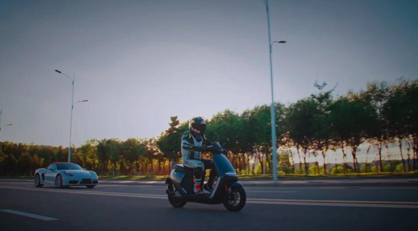 电摩续航超过200公里,时速100续航200以上的电摩