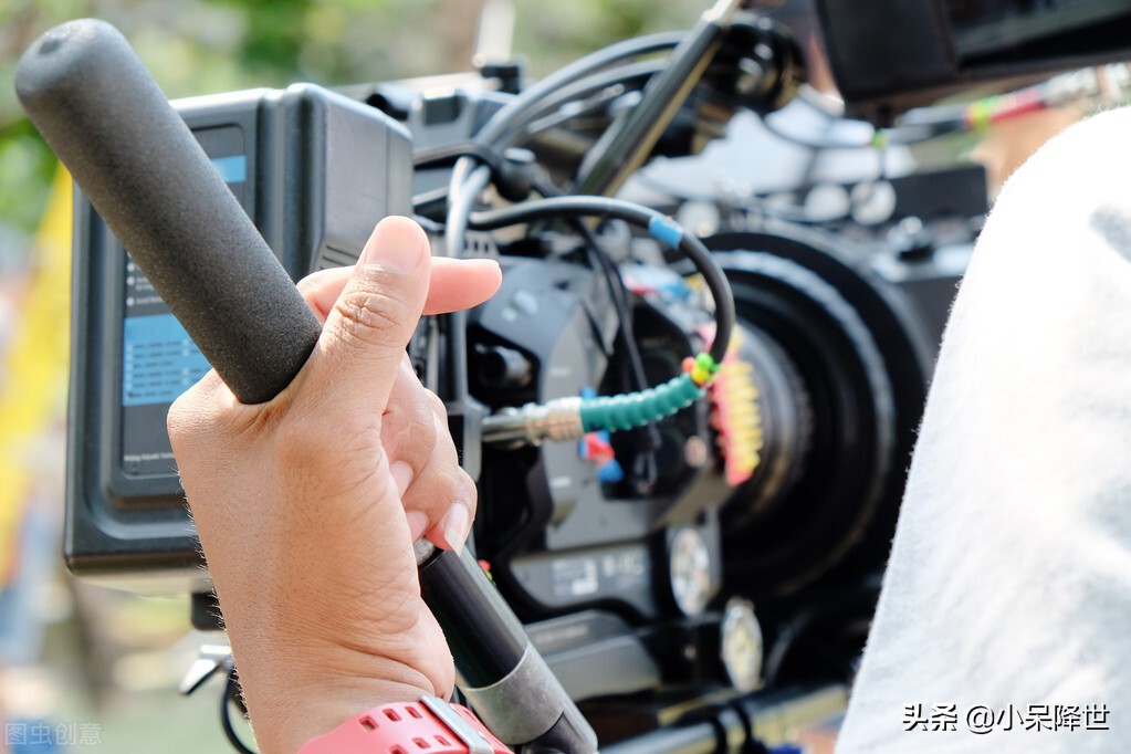 在网上买的电影犯法吗,在网上卖影片犯法吗