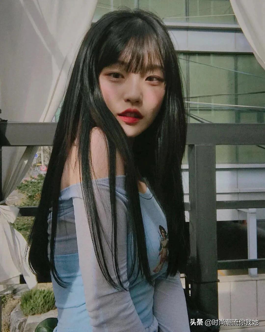 初秋最流行的全头烫,酷女孩初秋发型