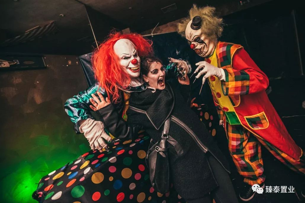 蕾哈娜和超模,蕾哈娜cos万圣节