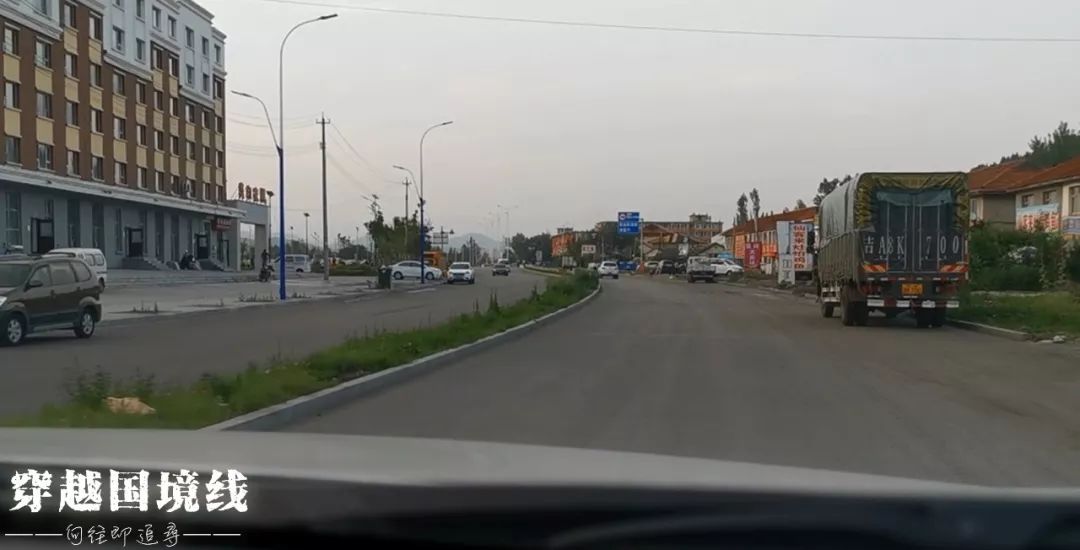 长白山是不是又叫白山了,长白山和白山是一个地方吗