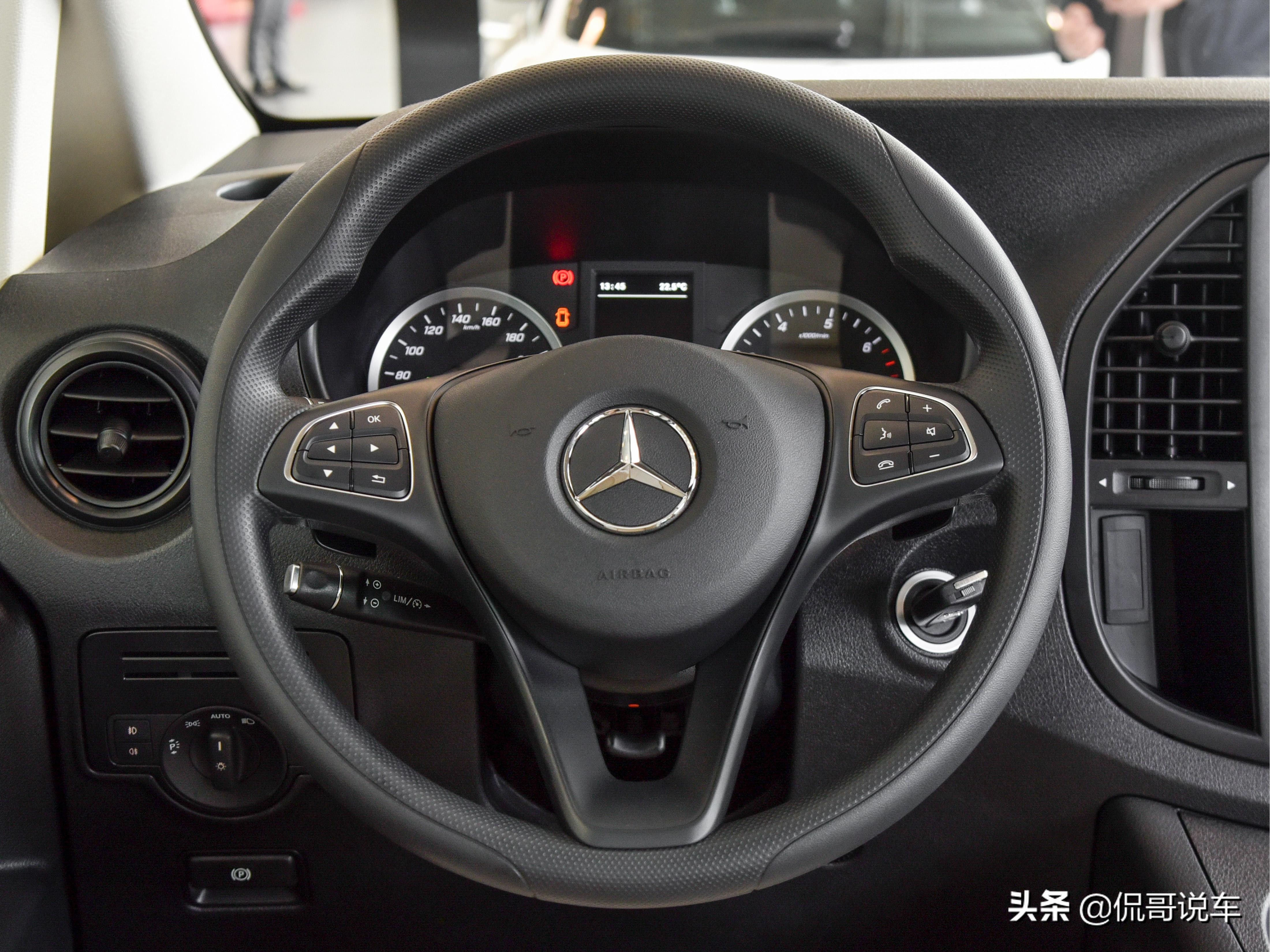 奔驰威霆2010款2.5手自一体精英版,奔驰威霆v260轿车售价2022款落地价