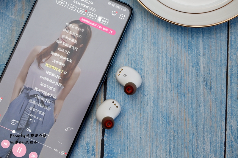 太空舱高音质蓝牙耳机,太空舱便携耳机