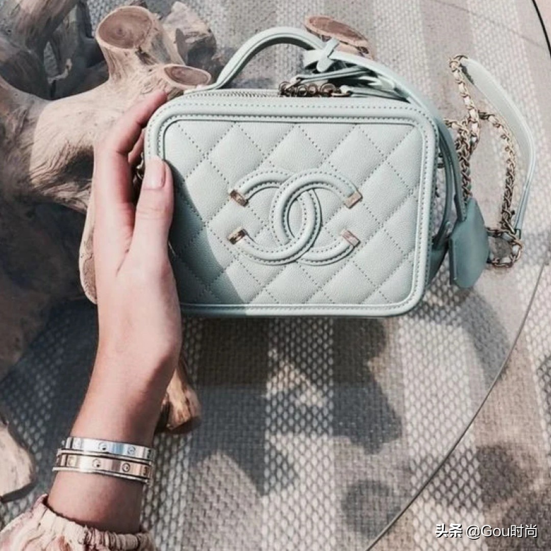 迪奥香奈儿lv为什么这么贵,香奈儿新款女包涨价