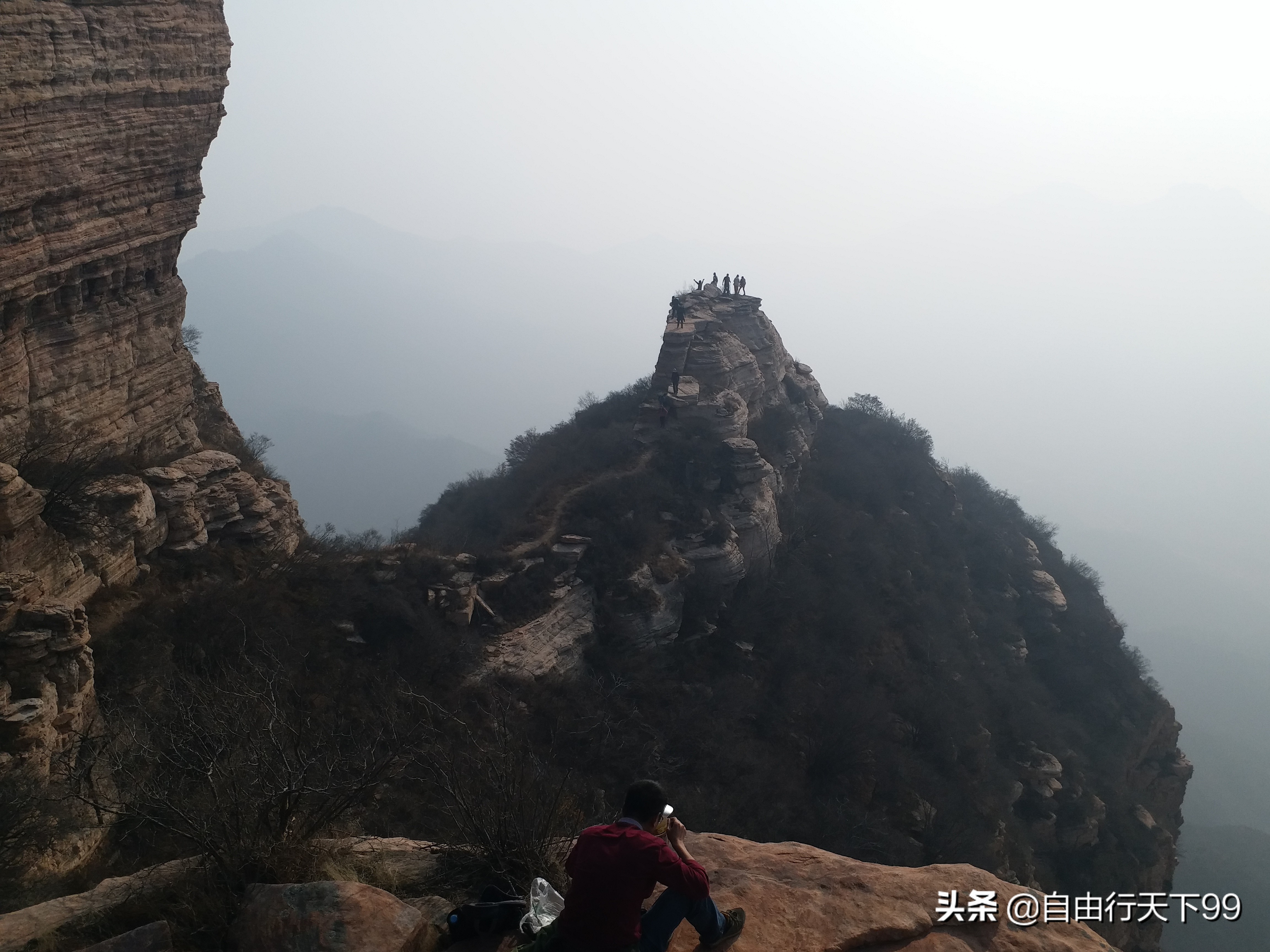 石家庄井陉深山山顶,井陉悬崖峭壁