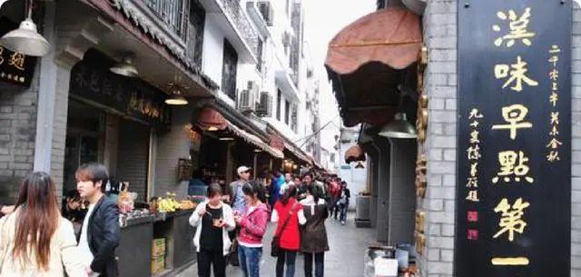 太难了！武汉餐饮按下“重启”键，但开店还不如“关店”