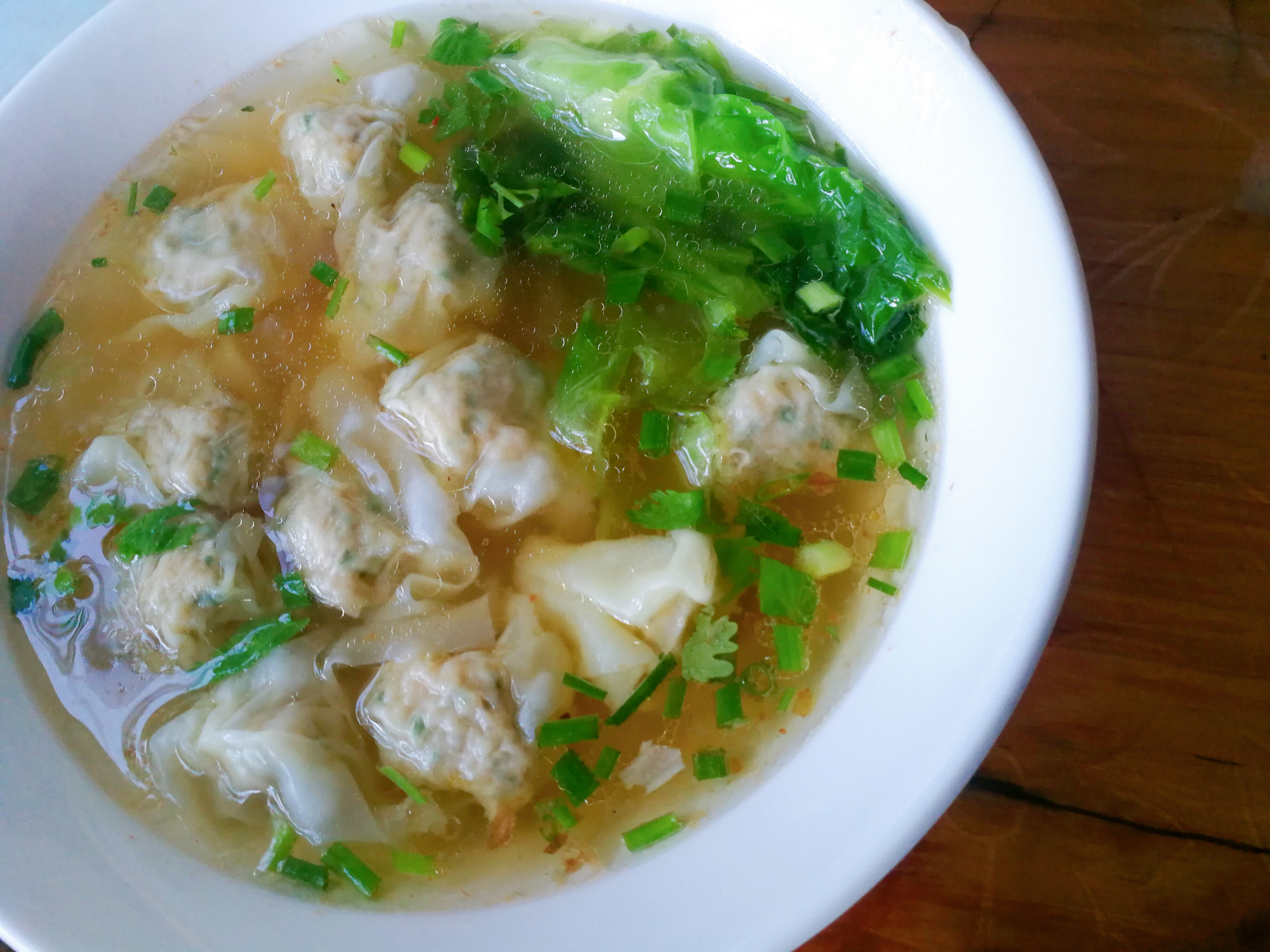 请问开馄饨店怎么配料,开混沌店食材怎么选择