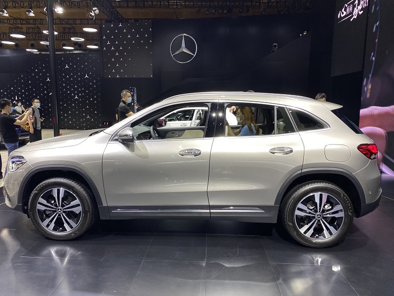 北京奔驰gla200多少钱,奔驰gla200和宝马x1