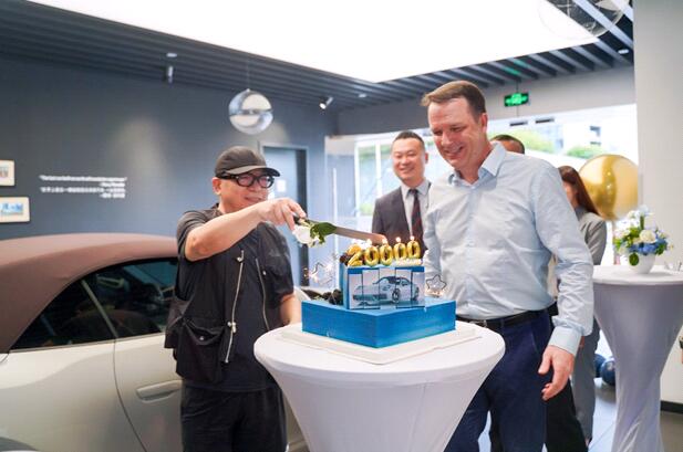 保时捷有多热销?他们在深圳卖出了20000台保时捷