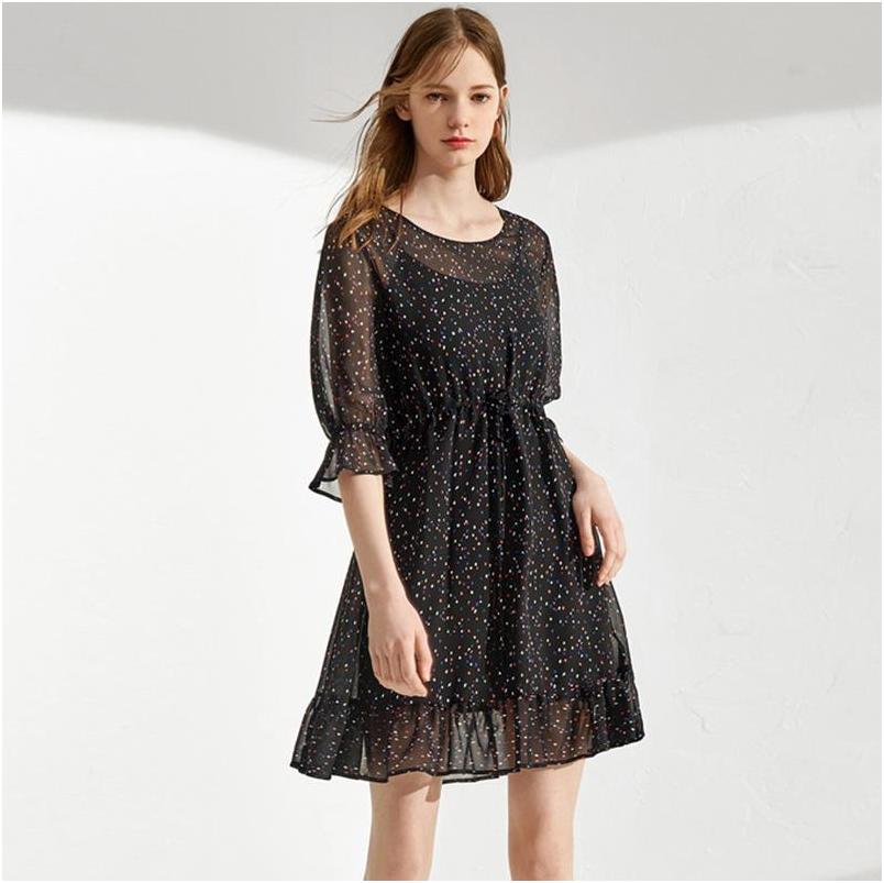 减龄荷叶边花样,日系减龄小众荷叶边设计感上衣