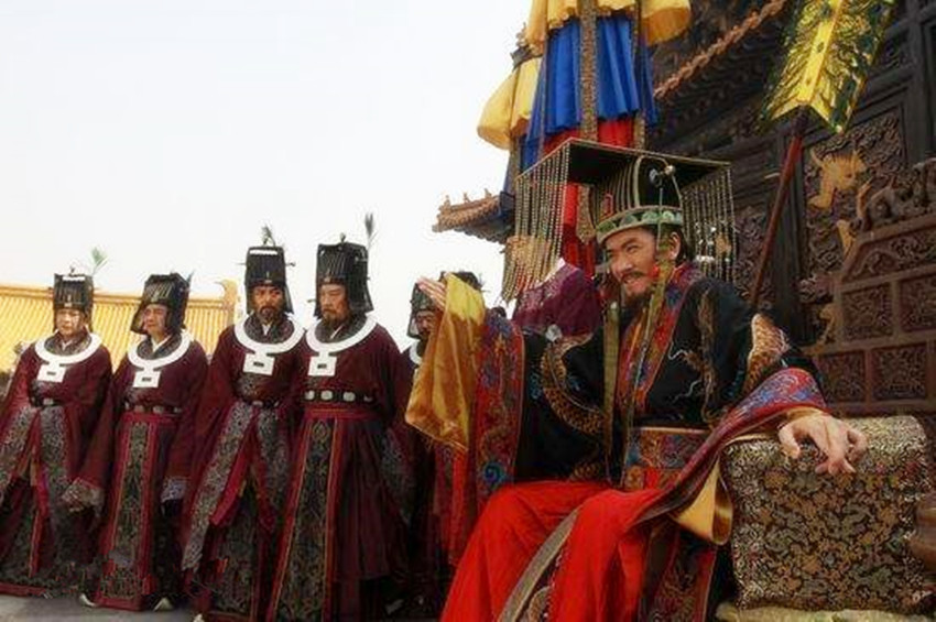 宋徽宗到底是怎样的一个昏君？为什么会被后世骂得很惨？