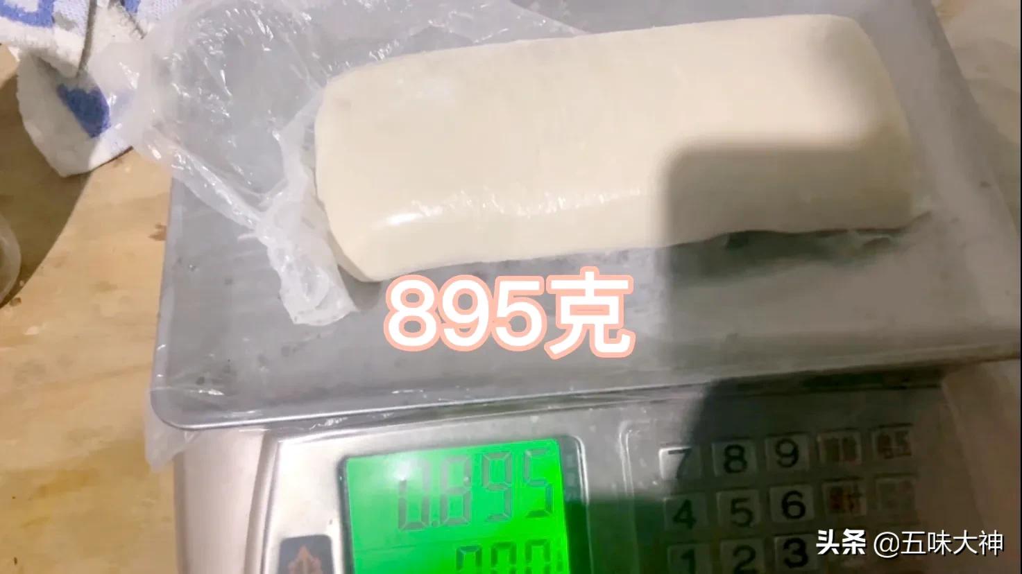 500克面粉大概能做多少根油条,一斤面粉能做几根油条利润有多高