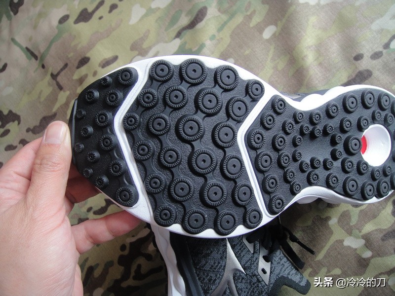 mizuno缇庢触娴撹窇闉媤avesky4,mizuno璺戞闉嬬編娲ユ祿wave58