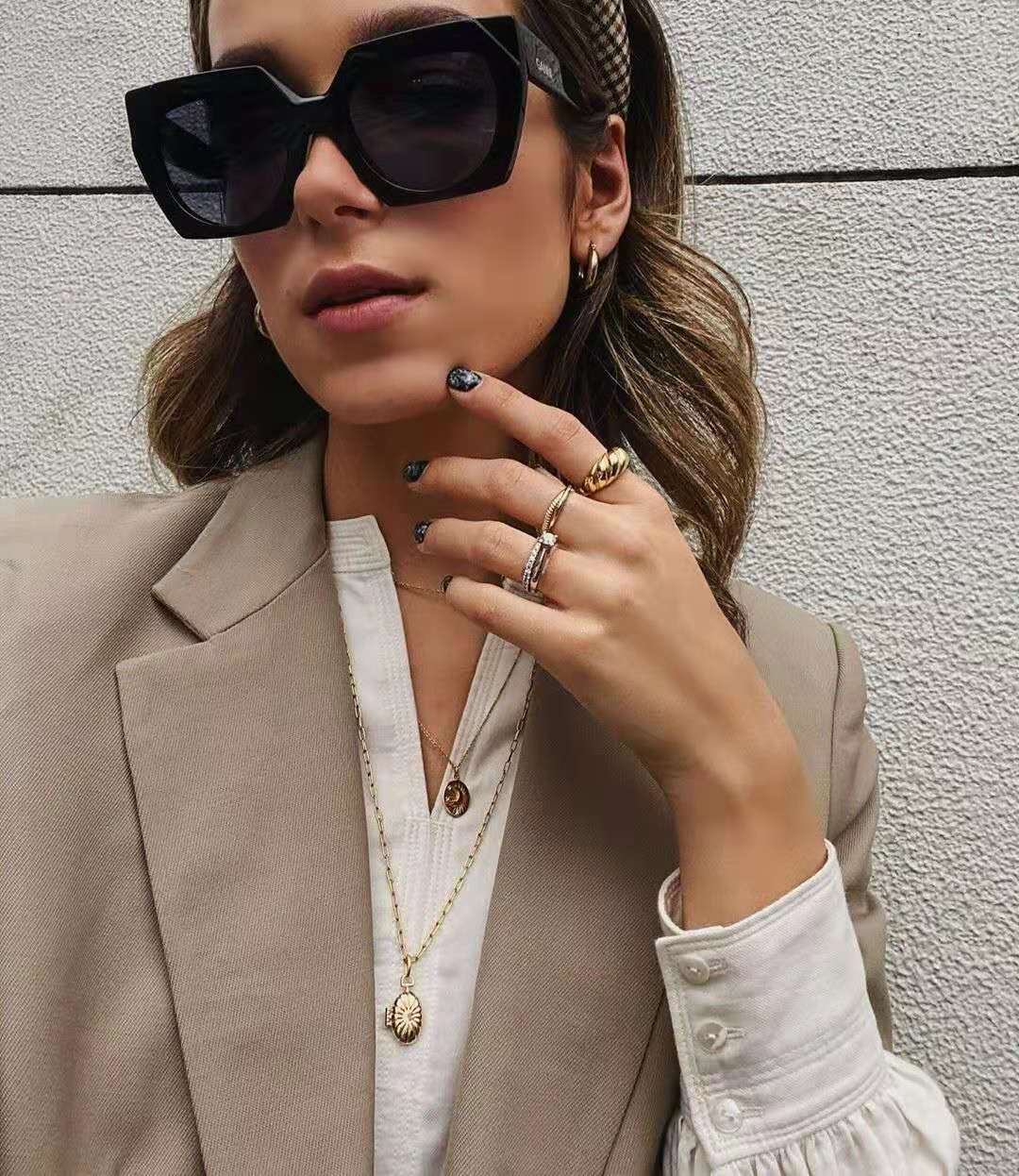 提升气质穿搭技巧,提升气质的穿搭