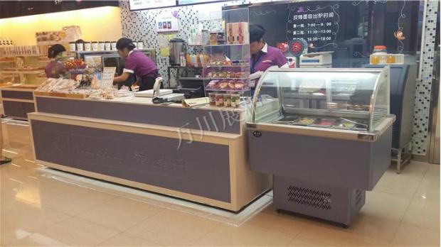 面包店上班的收银真实感受,面包店收银员上班的真实感受