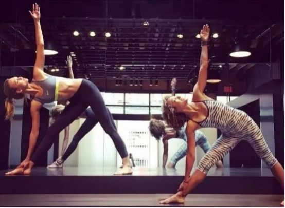 瑜伽私教一对一练多久出效果,瑜伽健身一对一私教有必要吗