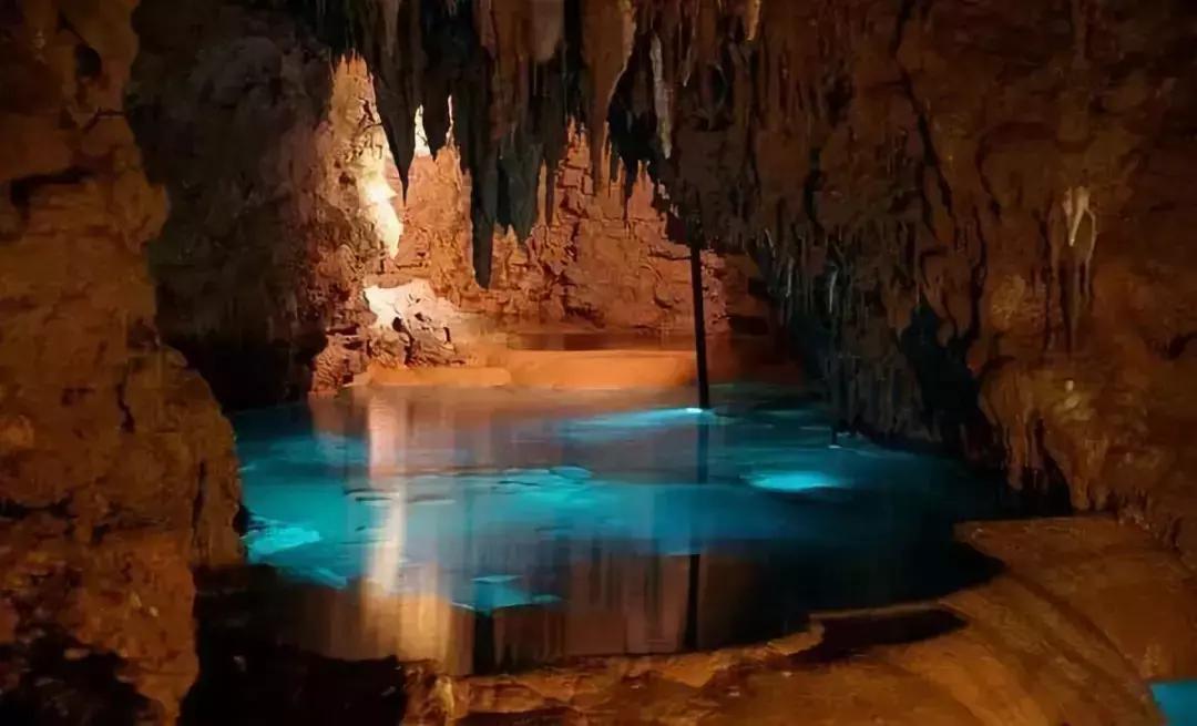 恋恋冲绳丨有一种海水的蓝，叫做“果冻蓝”